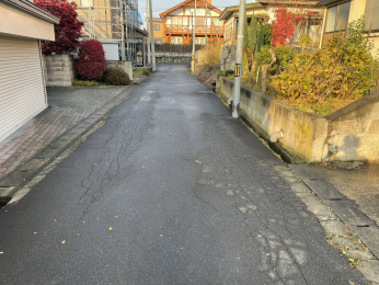 �O�ʓ��H�܂ތ��n�ʐ^�@�O�ʓ��H�͓~�G���Ⴀ��܂��B