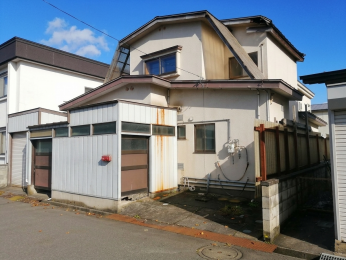 ���n�y�n�ʐ^�@�O�O�s�l�̒���2���ڂ̓y�n�B