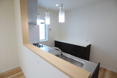 �L�b�`���@�w�ʎ��[�����邩��A���������������X���[�Y�B