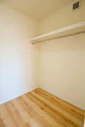 ���[�@�E�H�[�N�C���N���[�[�b�g�B